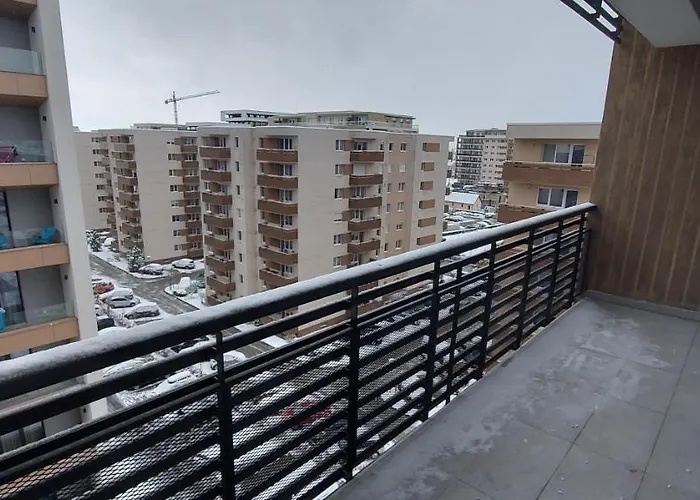 Lau- Qualis 2, Mall Coresi 公寓 布拉索夫